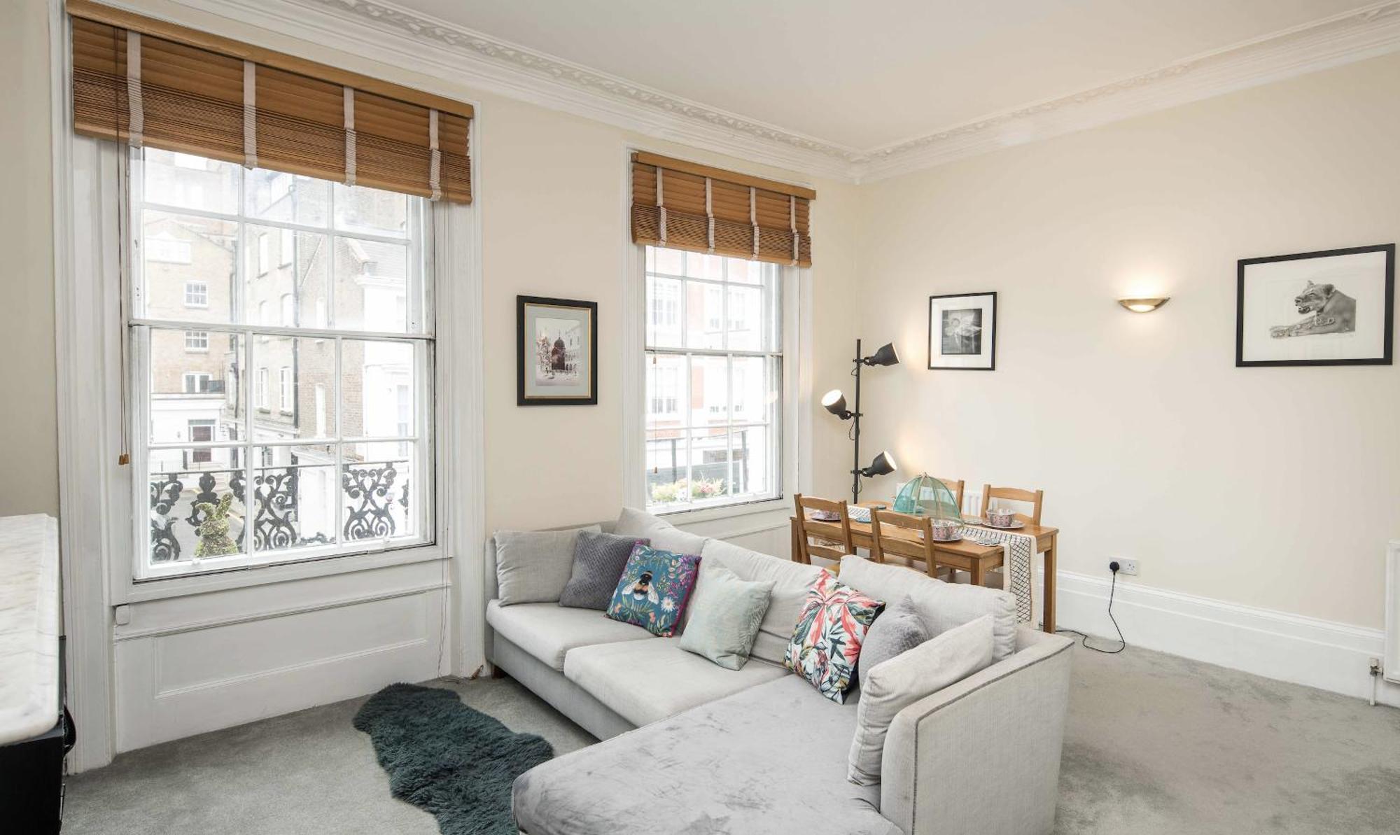High-ceiling Gorgerous Victorian Flat With Private Garden - 3 Mins To Hyde Park, Kensington Palace, 8 Mins Nottinghill, High Street Kensington Station Appartement Londres